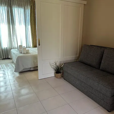 Apartment Elixia Tolo