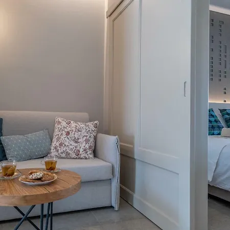 Apartment Elixia Tolo